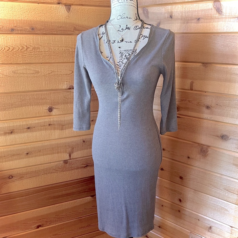 3/4 Sleeve Ribbed Zipper Dress
